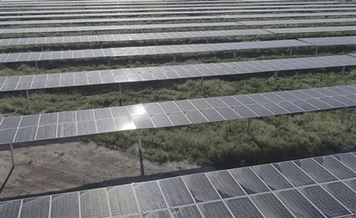 İtalya'daki 170MW PV projeleri için modül tedarik etmek için taoistik güneş e...